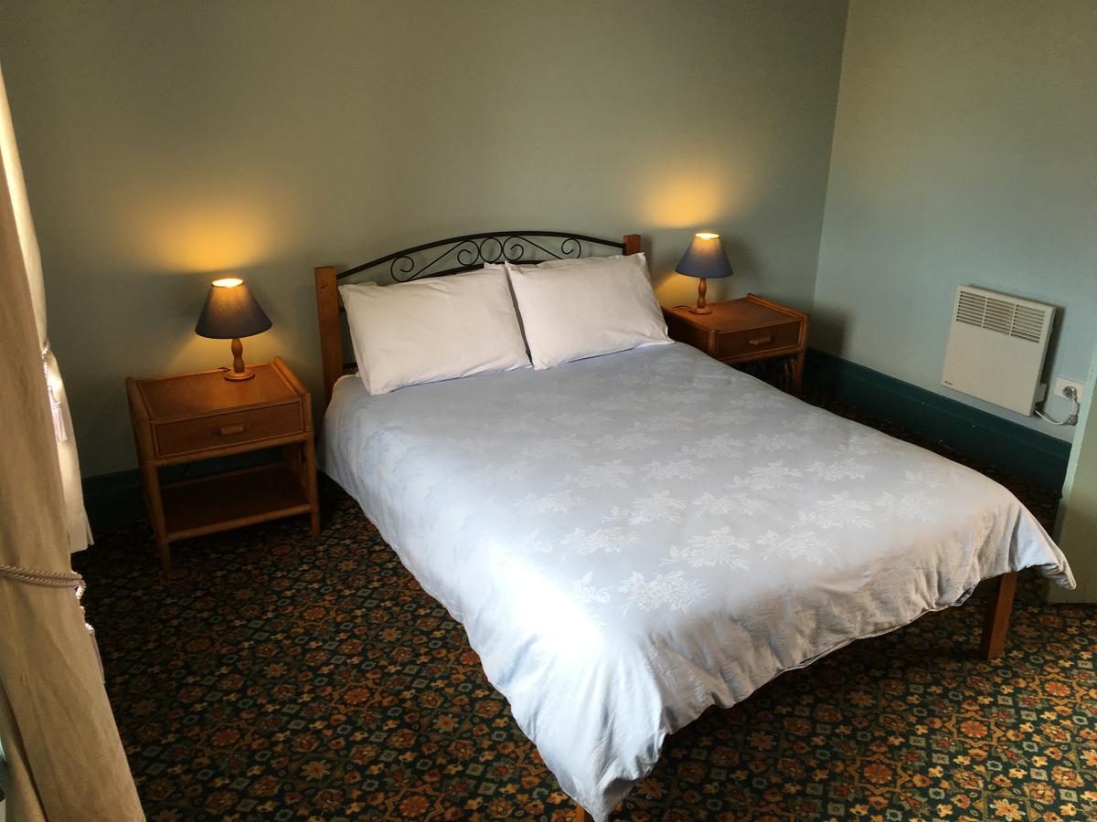 Settlers Arms Hotel Dungog Экстерьер фото