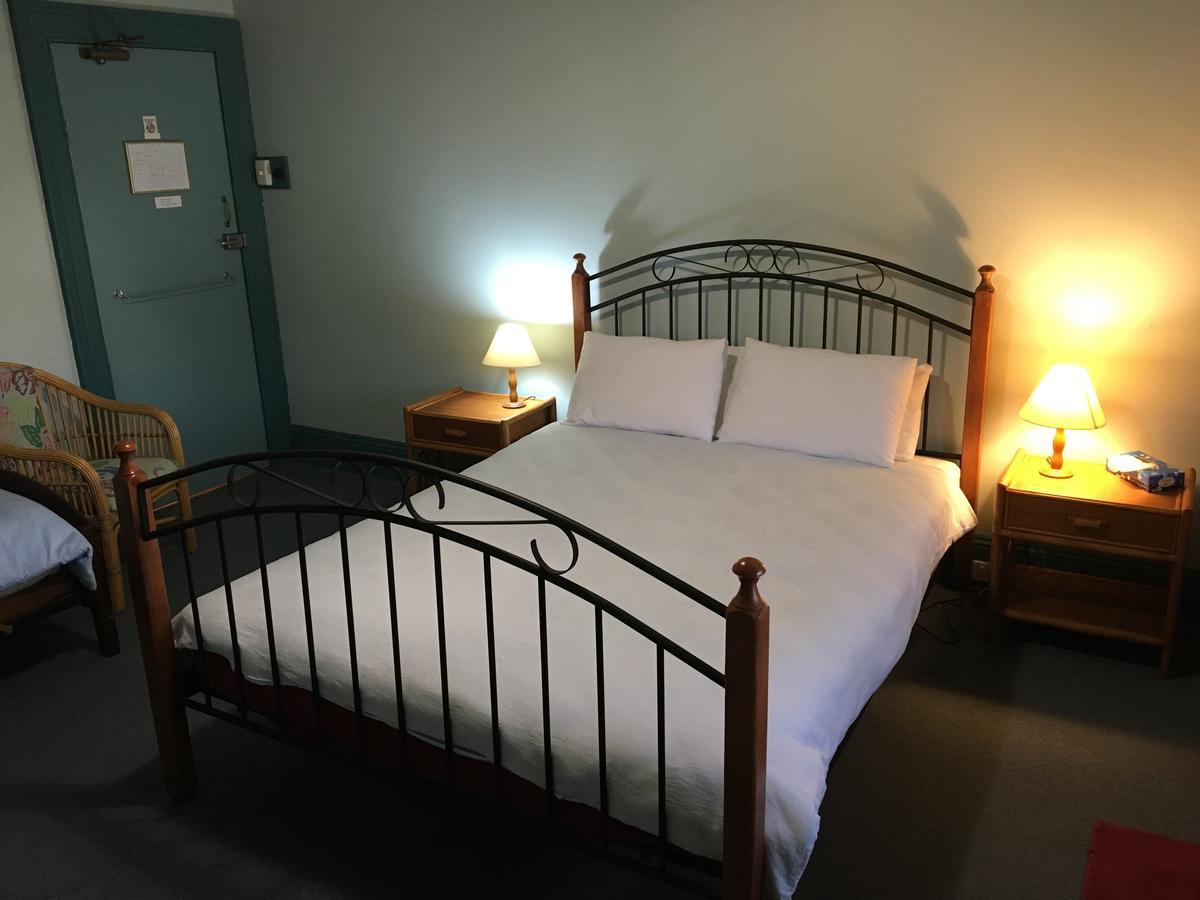 Settlers Arms Hotel Dungog Экстерьер фото